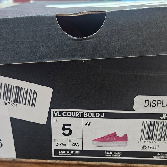 Adidas - Picture 3 of 3